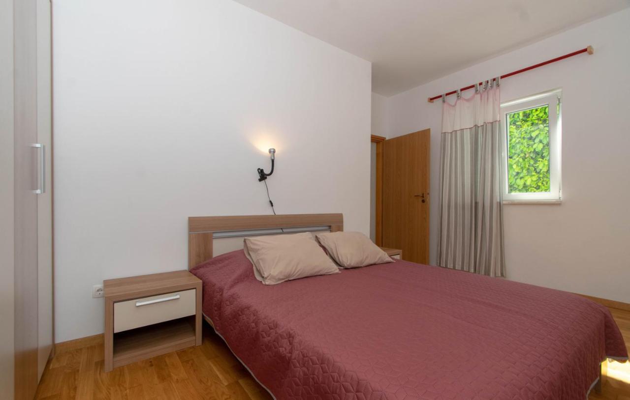 Apartments Valeria Zrnovo Eksteriør billede
